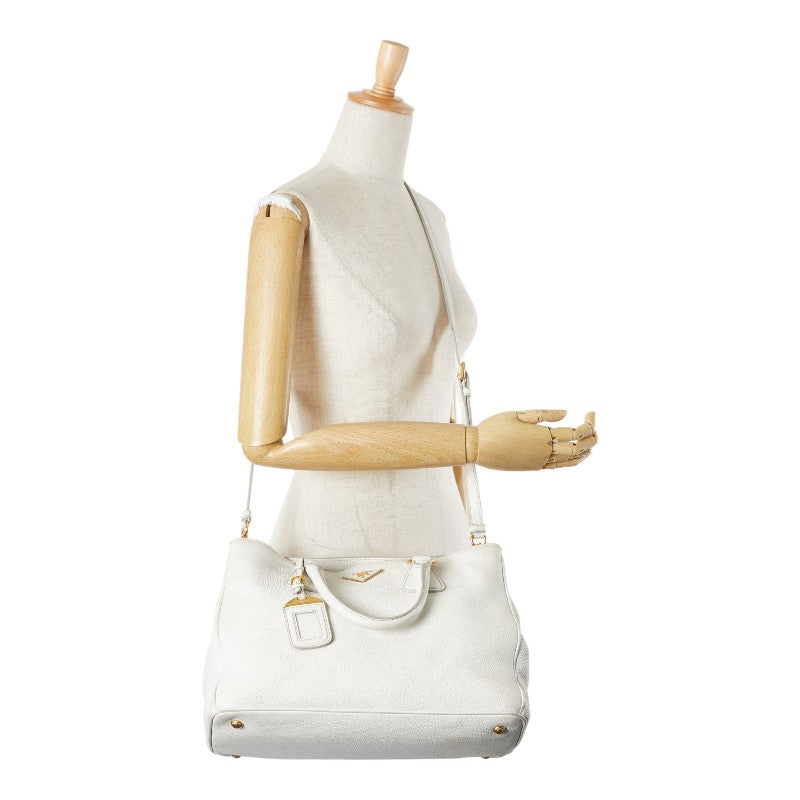 プラダ 三角ロゴプレート ハンドバッグ ショルダーバッグ 2WAY BN2579 ホワイト レザー レディース PRADA 【中古】