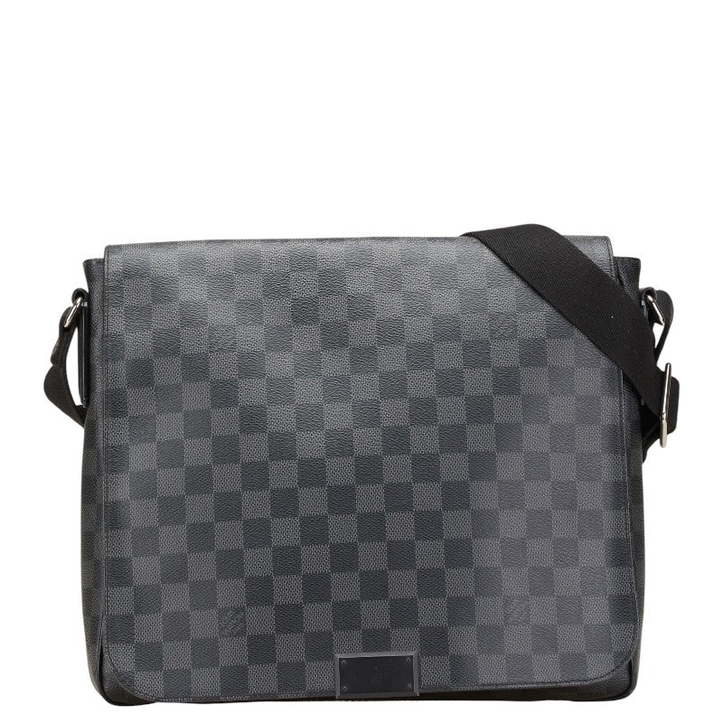 ルイ ヴィトン ダミエ グラフィット ディストリクトMM ショルダーバッグ N41272 ブラック PVC レザー メンズ LOUIS VUITTON 【中古】