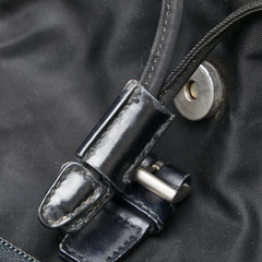 プラダ 三角ロゴプレート リュック バックパック ブラック ナイロン レディース PRADA 【中古】
