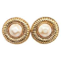 シャネル ラウンド イヤリング ゴールド メッキ フェイクパール レディース CHANEL 【中古】