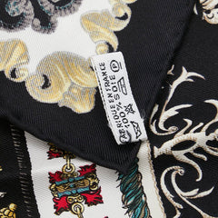 エルメス カレ40 LVDOVICVS MAGNVS 白い馬に跨ったルイ14世 スカーフ ブラック マルチカラー シルク レディース HERMES 【中古】