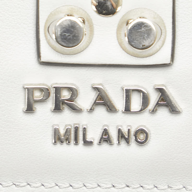 プラダ スタッズ 斜め掛け ショルダーバッグ グレー レザー レディース PRADA 【中古】