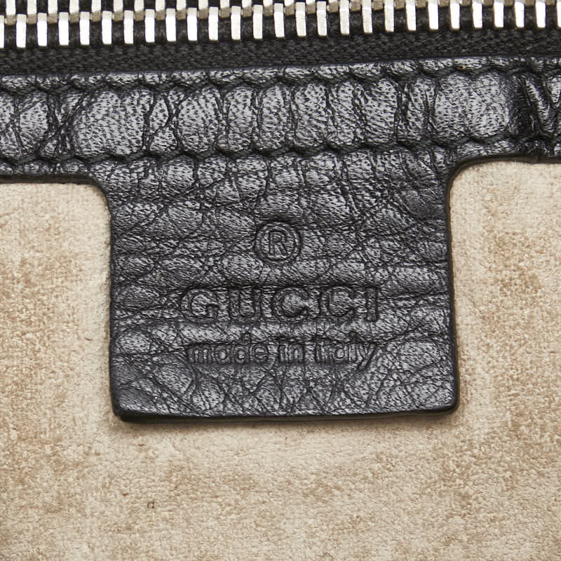 グッチ ショルダーバッグ メッセンジャーバッグ 233329 ブラック レザー レディース GUCCI 【中古】