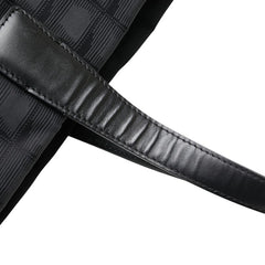 シャネル ニュートラベルライン トートMM トートバッグ ハンドバッグ ブラック ナイロン レザー レディース CHANEL 【中古】