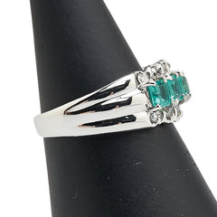 Pt1000 プラチナ エメラルド1.00ct ダイヤ0.30ct リング 指輪 レディース 12号 【中古】