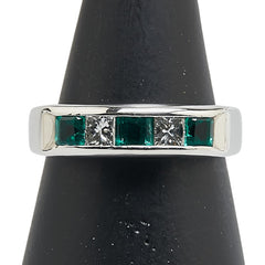 Pt900 プラチナ エメラルド0.60ct ダイヤ0.33ct 一文字 リング 指輪 レディース 12.5号 【中古】