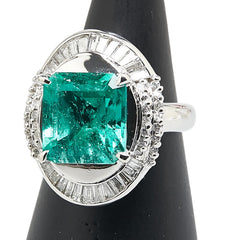 グリーン Pt900 プラチナ エメラルド5.00ct ダイヤ0.87ct リング 指輪 レディース 8号 【中古】