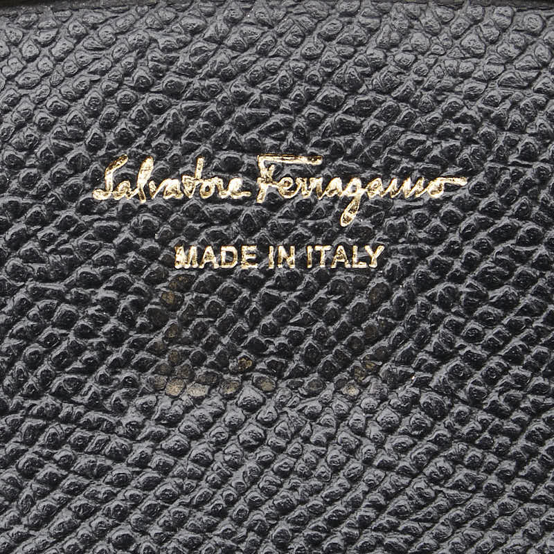 サルヴァトーレフェラガモ ガンチーニ カードケース ブラック レザー レディース Salvatore Ferragamo 【中古】