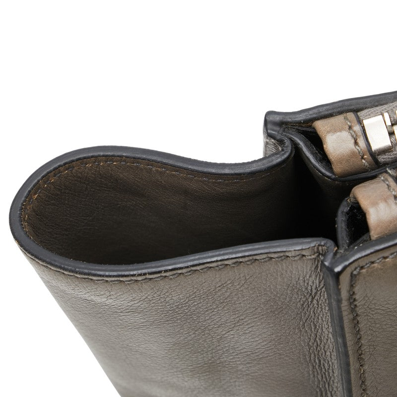 プラダ 三角ロゴプレート ハンドバッグ ショルダーバッグ 2WAY グレー レザー レディース PRADA 【中古】