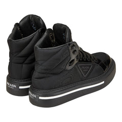 プラダ Re-Nylon マクロ スニーカー ハイトップ 7 1/2 2TG183 ブラック ホワイト ナイロン レザー メンズ PRADA 【中古】