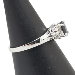 Pt900 プラチナ サファイア0.71ct ダイヤ0.08ct リング 指輪 レディース 12号 【中古】
