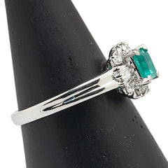 Pt850 プラチナ エメラルド0.64ct ダイヤ0.30ct リング 指輪 レディース 13.5号 【中古】