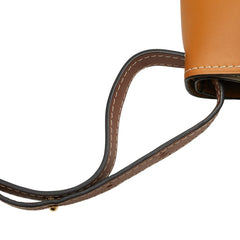 ロエベ アナグラムロゴ ゲート ショルダーバッグ ブラウン グレージュ レザー レディース LOEWE 【中古】