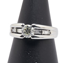 Pt900 プラチナ ダイヤ0.61ct ダイヤ0.18ct リング 指輪 レディース 11.5号 【中古】