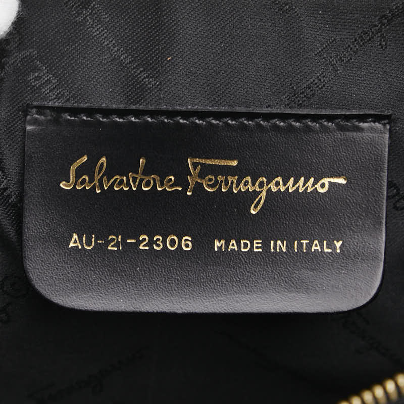 サルヴァトーレフェラガモ ガンチーニ ワンショルダーバッグ ポーチ AU-21-2306 ブラック レザー レディース Salvatore Ferragamo 【中古】