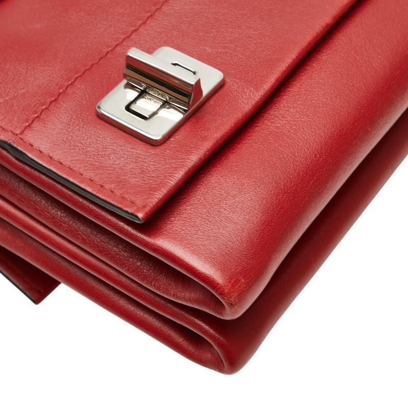 プラダ ロゴ チェーン ショルダーバッグ レッド レザー レディース PRADA 【中古】