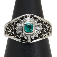 Pt900 プラチナ エメラルド0.33ct ダイヤ0.22ct リング 指輪 レディース 16.5号 【中古】