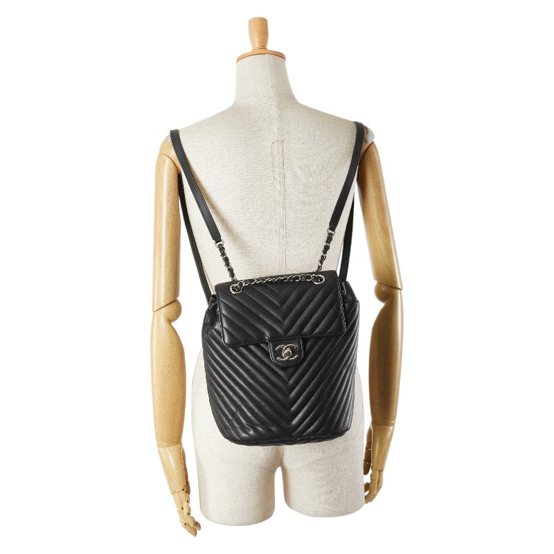 シャネル ココマーク シェブロン Vステッチ リュック バックパック ブラック レザー レディース CHANEL 【中古】