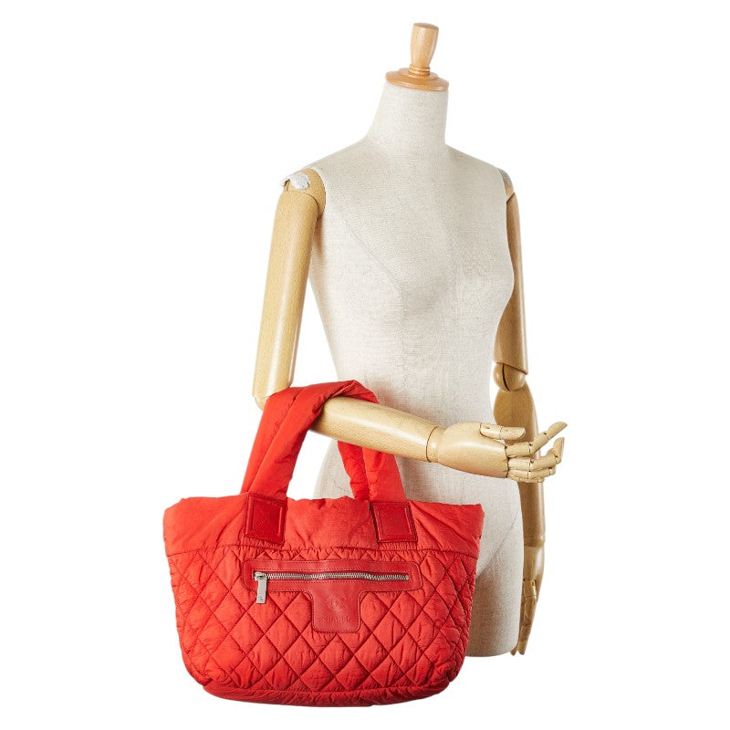 シャネル ココマーク コココクーン リバーシブル キルティング ハンドバッグ トートバッグ レッド ナイロン レディース CHANEL 【中古】