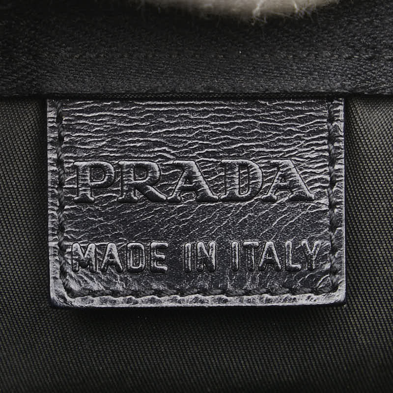 プラダ 三角ロゴプレート ポーチ ブラック ナイロン レディース PRADA 【中古】