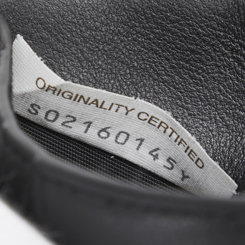 ボッテガヴェネタ イントレチャート パスポートケース ブラック レザー メンズ BOTTEGAVENETA 【中古】