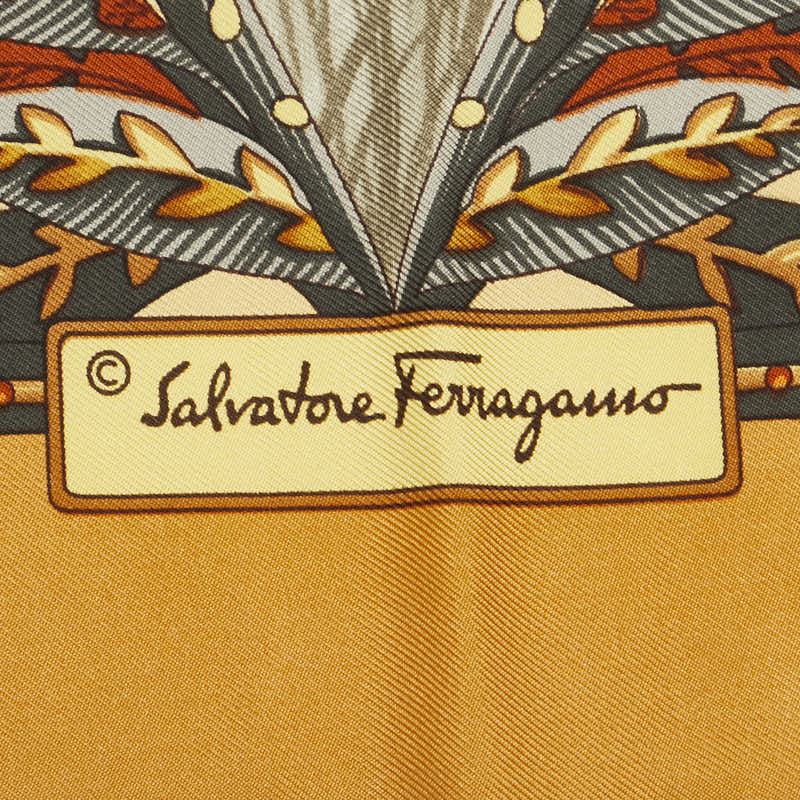 サルヴァトーレフェラガモ アニマル キリン ヒョウ 豹 スカーフ ブラウン マルチカラー シルク レディース Salvatore Ferragamo 【中古】