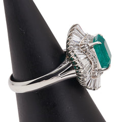 Pt900 プラチナ エメラルド3.01ct ダイヤ1.43ct リング 指輪 レディース 13.5号 【中古】