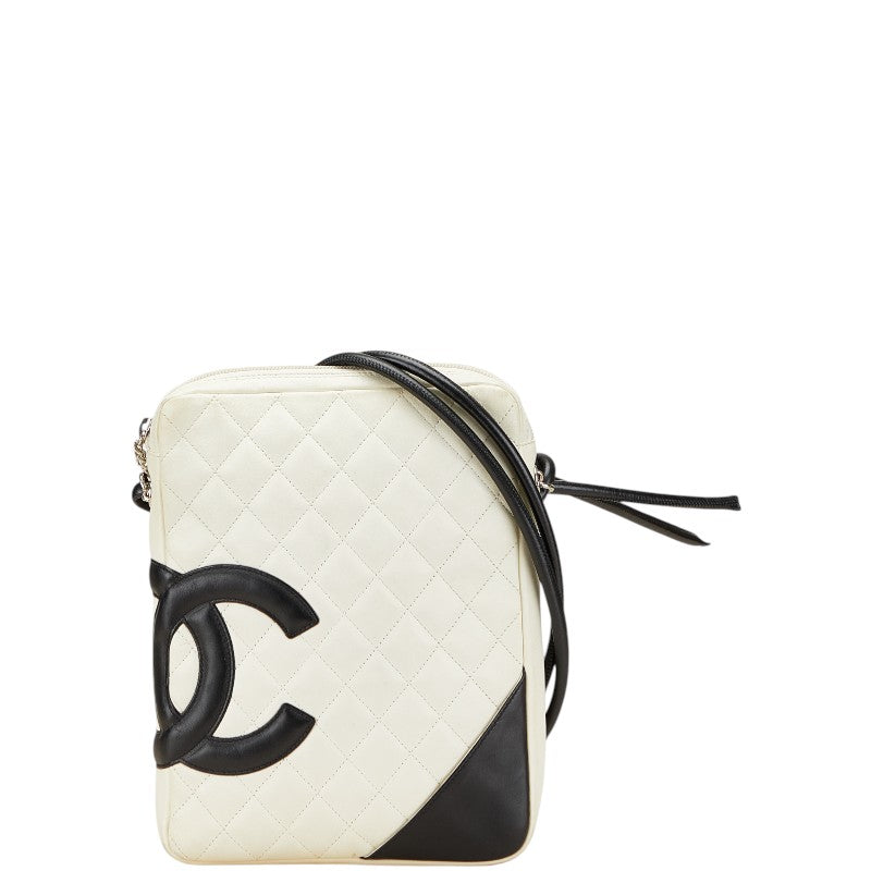 シャネル カンボンライン マトラッセ 斜め掛け ショルダーバッグ A25178 ホワイト ブラック レザー レディース CHANEL 【中古】