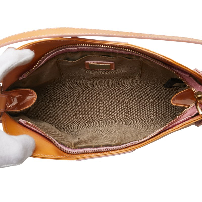 フェンディ 肩掛け ショルダーバッグ ハンドバッグ オレンジ パテントレザー レディース FENDI 【中古】