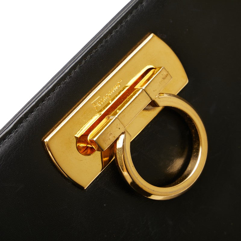 サルヴァトーレフェラガモ ガンチーニ チェーン ショルダーバッグ P21 0587 ブラック カーフレザー レディース Salvatore Ferragamo 【中古】
