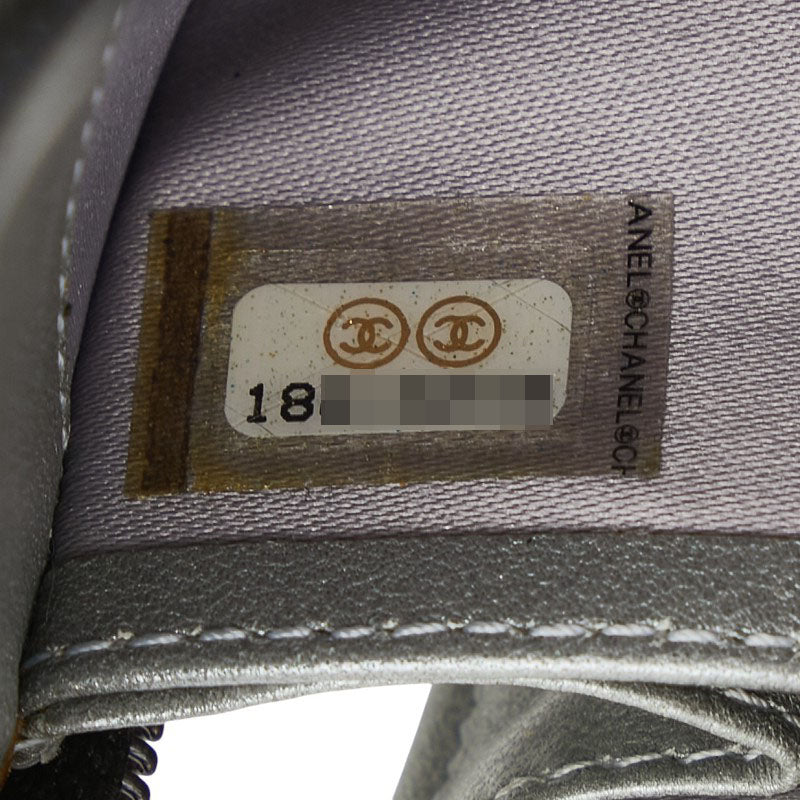 シャネル カメリア ココマーク 長財布 ラウンドファスナー ブラック ラムスキン レディース CHANEL 【中古】