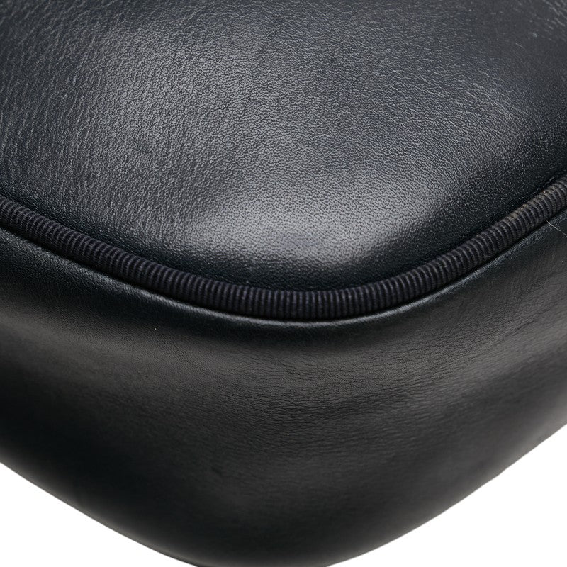 サルヴァトーレフェラガモ ヴァラ ショルダーバッグ ブラック レザー レディース Salvatore Ferragamo 【中古】