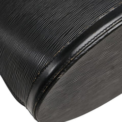 ルイ ヴィトン エピ クリュニー ショルダーバッグ M52252 ノワール ブラック レザー レディース LOUIS VUITTON 【中古】