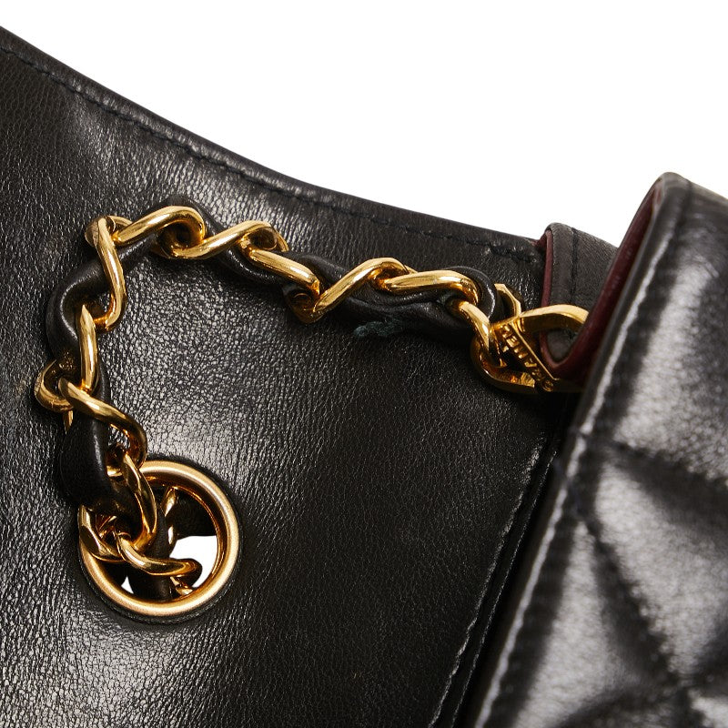 シャネル ダイアナ23 マトラッセ ココマーク チェーン ショルダーバッグ ブラック ラムスキン レディース CHANEL 【中古】