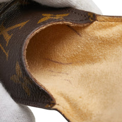 ルイ ヴィトン モノグラム エテュイ スティロ ペンケース M62990 ブラウン PVC レザー レディース LOUIS VUITTON 【中古】