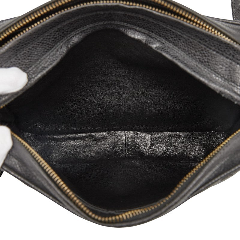 シャネル マトラッセ ココマーク 斜め掛け ショルダーバッグ ブラック キャビアスキン レディース CHANEL 【中古】