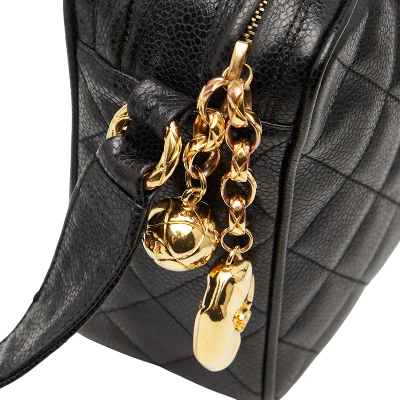 シャネル マトラッセ ココマーク 斜め掛け ショルダーバッグ ブラック キャビアスキン レディース CHANEL 【中古】