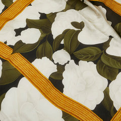 シャネル カメリア スカーフ ブラック ホワイト マルチカラー シルク レディース CHANEL 【中古】