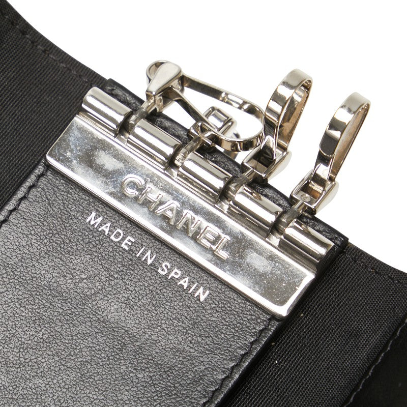 シャネル ココマーク キーケース 4連 ブラック キャビアスキン レディース CHANEL 【中古】
