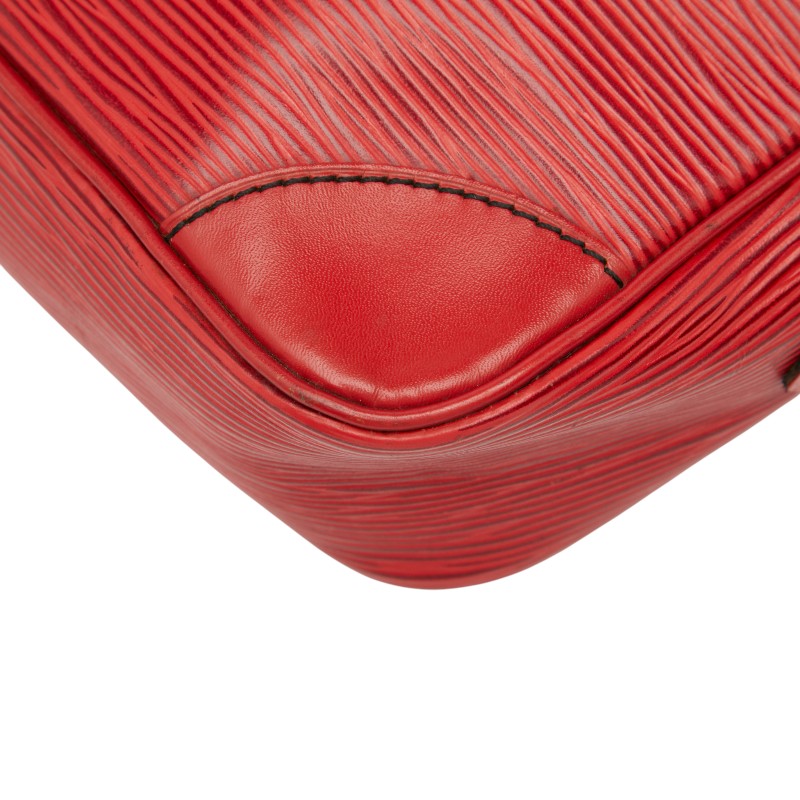 ルイ ヴィトン エピ トロカデロ23 ショルダーバッグ M52317 カスティリアンレッド レザー レディース LOUIS VUITTON 【中古】