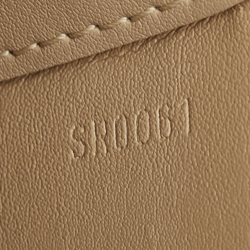 ルイ ヴィトン モノグラム ヴェルニ クリスティGM ショルダーバッグ M91147 ベージュ パテントレザー レディース LOUIS VUITTON 【中古】