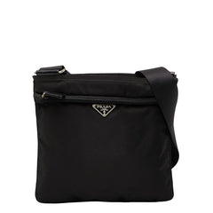 プラダ 三角ロゴプレート ショルダーバッグ ブラック ナイロン レディース PRADA 【中古】