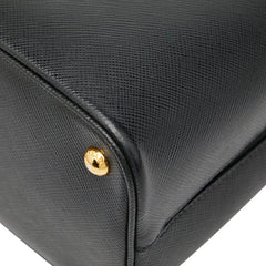 プラダ 三角ロゴプレート ハンドバッグ ショルダーバッグ 2WAY 1BA212 ブラック レッド サフィアーノレザー レディース PRADA 【中古】