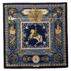 エルメス カレ90 LVDOVICVS MAGNVS 白い馬に跨ったルイ14世 スカーフ ネイビー マルチカラー シルク レディース HERMES 【中古】