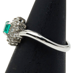 Pt900 プラチナ エメラルド0.36ct ダイヤ0.20ct リング 指輪 レディース 11号 【中古】