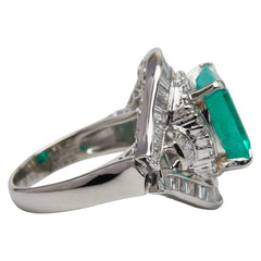 Pt900 プラチナ エメラルド4.23ct ダイヤ1.923ct リング 指輪 レディース 13.5号 【中古】