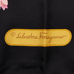 サルヴァトーレフェラガモ フラワー 花柄 スカーフ ブラック マルチカラー シルク レディース Salvatore Ferragamo 【中古】