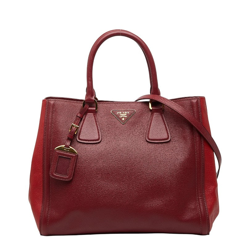 プラダ 三角ロゴプレート ハンドバッグ ショルダーバッグ 2WAY レッド サフィアーノレザー レディース PRADA 【中古】