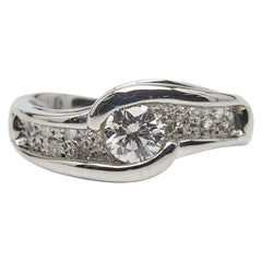 Pt900 プラチナ ダイヤ0.505ct ダイヤ0.32ct リング 指輪 レディース 13.5号 【中古】