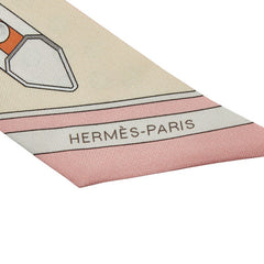 エルメス ツイリー Grand Tralala グラン トゥラララ スカーフ ベージュ ピンク シルク レディース HERMES 【中古】